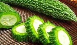 发烧可以吃凉瓜,凉瓜助力发烧康复