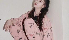 明星吃瓜粉丝情侣,吃瓜群众见证明星情侣甜蜜瞬间