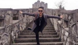 吃瓜外甥图片,萌化网友心