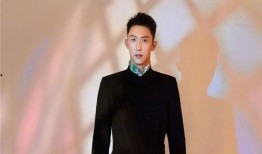 明星吃瓜粉丝情侣,吃瓜群众见证明星情侣甜蜜瞬间