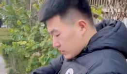 眼镜吃瓜男,眼镜吃瓜男生的独特魅力与生活态度