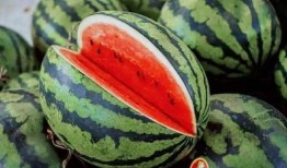 近期吃瓜合集,明星秘闻、恋情曝光，精彩纷呈！