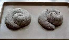 吃酥瓜大便有点黑