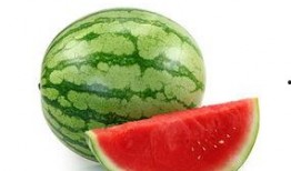 吃瓜最新事件伊犁,揭秘新疆伊犁瓜农的甜蜜困境