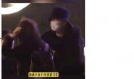 美女拍吃瓜视频,美女主播带你领略美食魅力