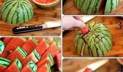 小孩吃喜瓜,见证童年甜蜜时光